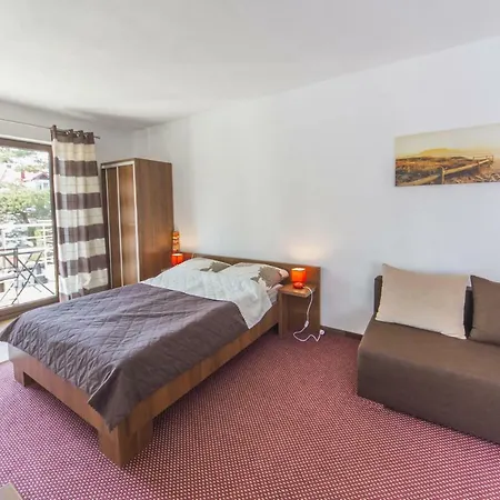 Magda Kwatera prywatna *